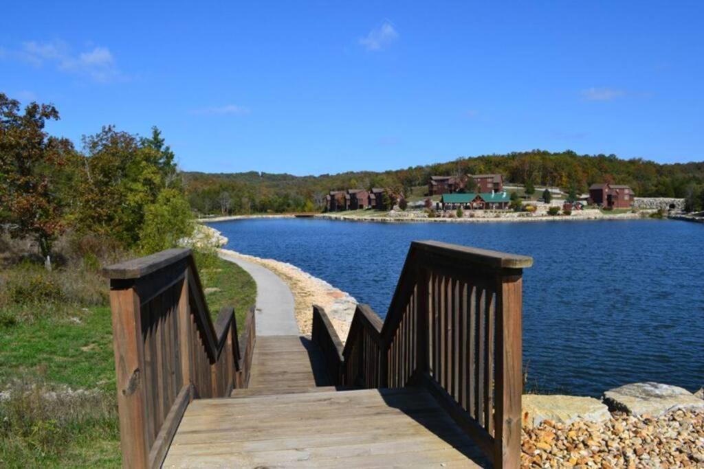 Couples Condo Retreat Overlooking Golf Course Branson West Εξωτερικό φωτογραφία